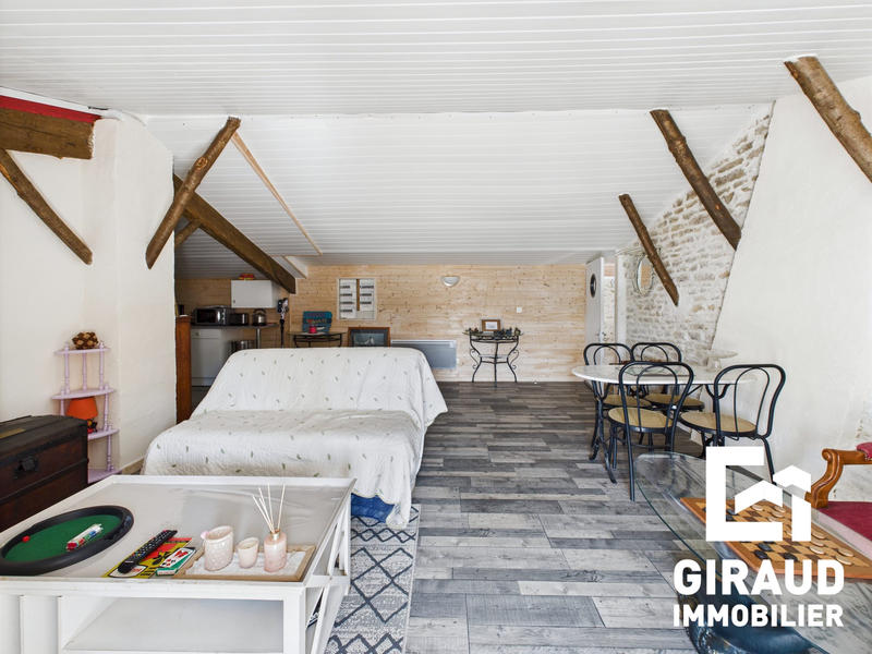 Maison - 127 m² - 7 pièces