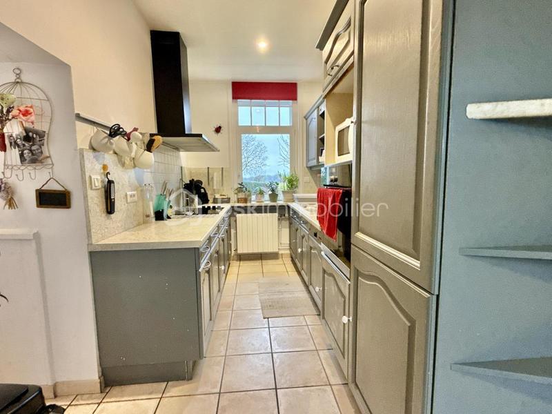 Maison - 175 m² - 6 pièces