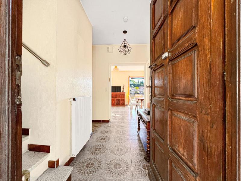 Maison - 200 m² - 7 pièces