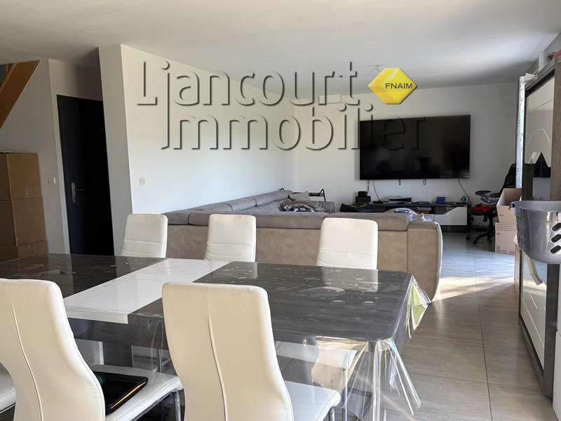 Maison - 128 m² - 7 pièces