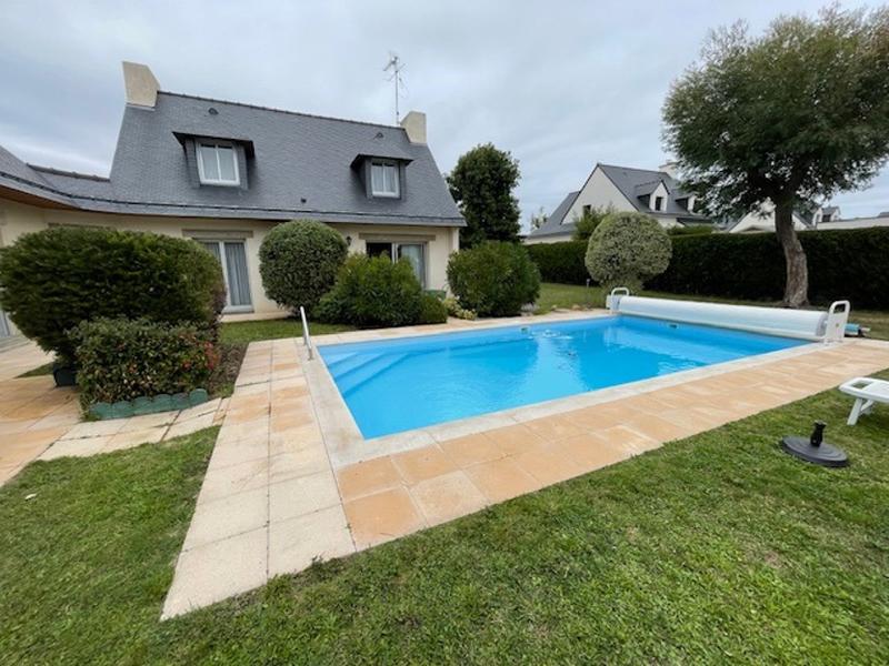 Maison - 178 m² - 10 pièces