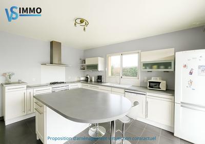 Maison - 270 m² - 7 pièces