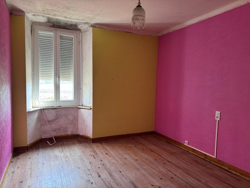 Maison - 237 m² - 8 pièces