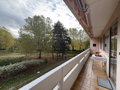 Appartement - 81 m² - 3 pièces