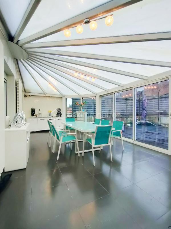 Maison - 371 m² - 7 pièces