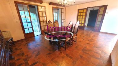 Villa - 90 m² - 3 pièces