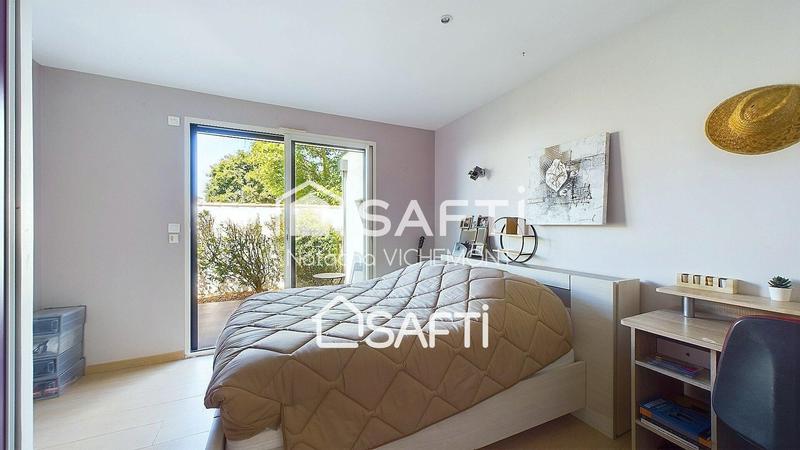 Maison - 423 m² - 17 pièces