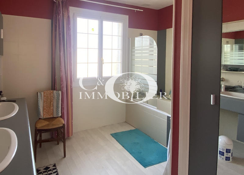 Maison - 130 m² - 6 pièces