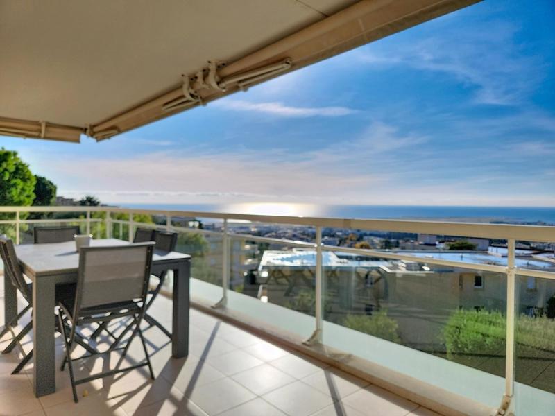 Appartement - 103 m² - 4 pièces