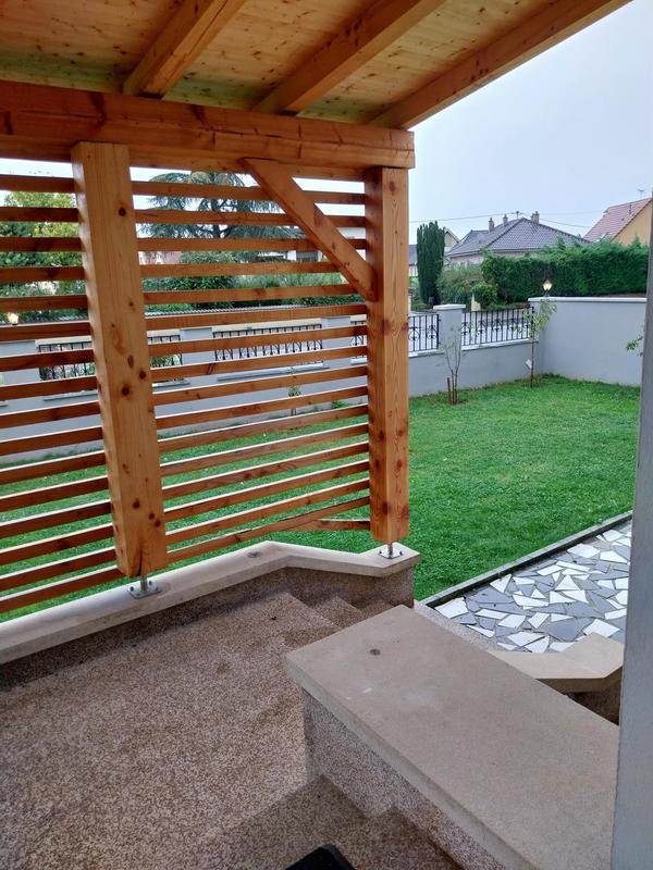 Maison - 220 m² - 10 pièces