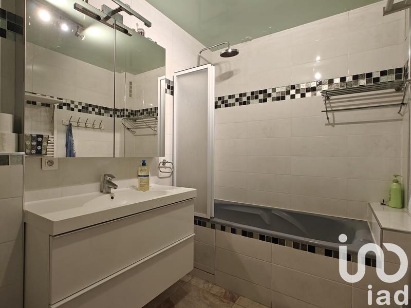 Appartement - 96 m² - 5 pièces