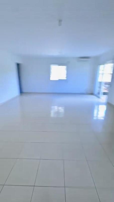 Appartement - 94 m² - 4 pièces