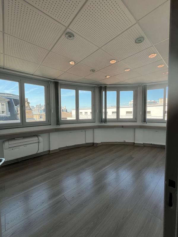 Bureau - 50 m² - 3 pièces