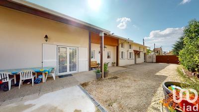 Maison - 300 m² - 14 pièces