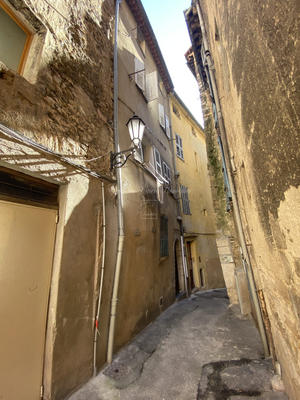 Appartement - 79 m² - 4 pièces