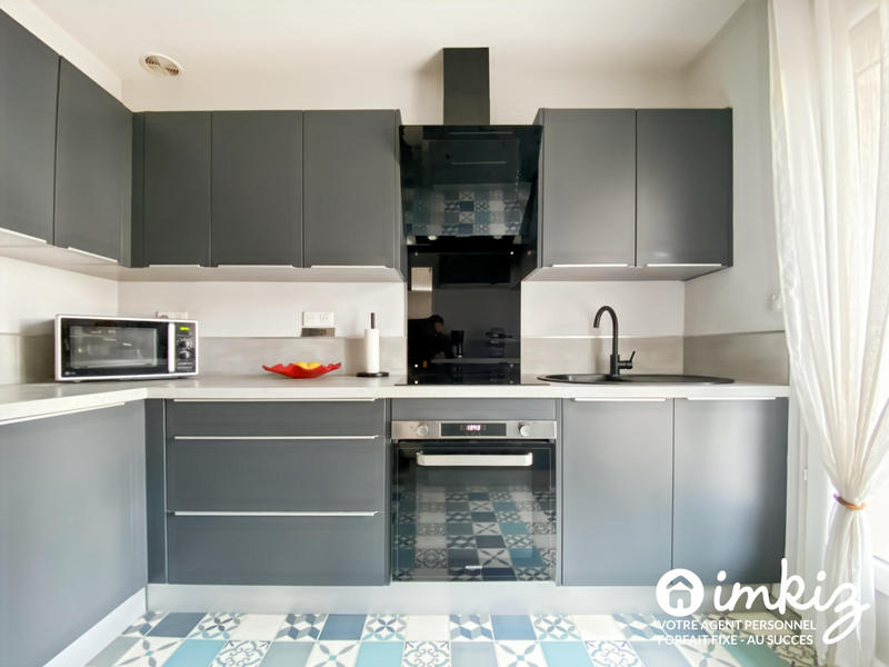 Maison - 97 m² - 5 pièces