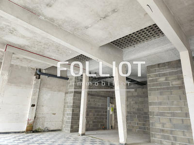 Local commercial - 92 m²