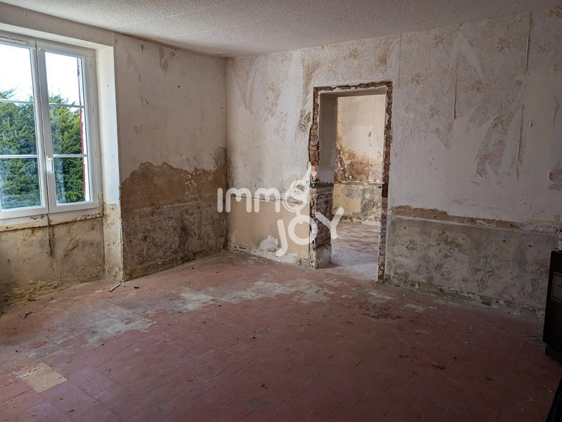 Maison de village - 360 m² - 10 pièces