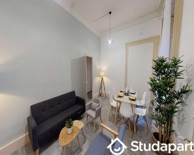 Chambre - 67 m² - 1 pièce