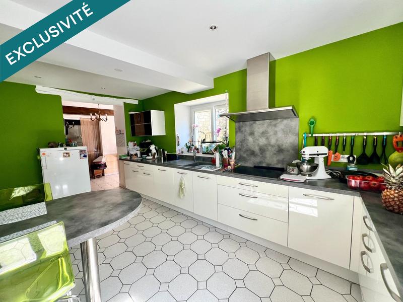 Maison - 180 m² - 6 pièces