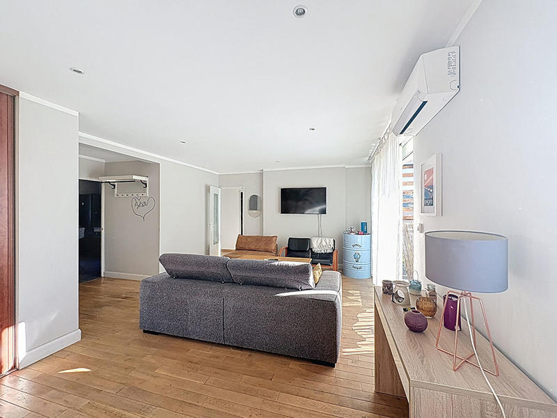 Appartement - 65 m² - 4 pièces