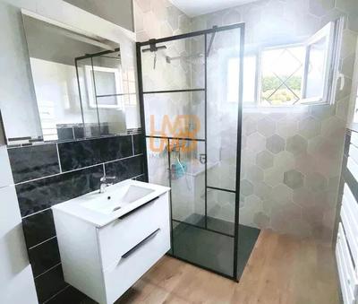 Maison - 157 m² - 7 pièces