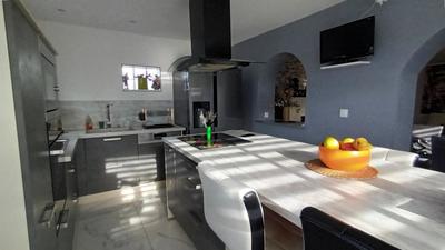 Villa - 95 m² - 5 pièces