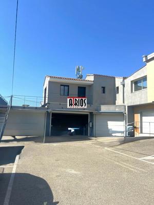 Local d'activité / Entrepôt - 567 m²