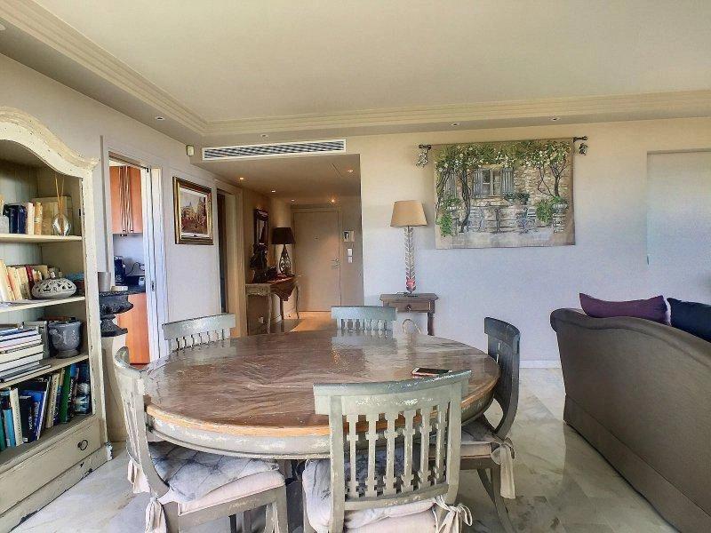 Appartement - 117 m² - 4 pièces