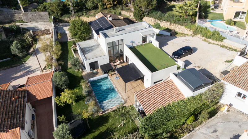 Maison - 265 m² - 6 pièces