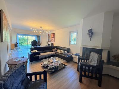 Maison - 160 m² - 8 pièces