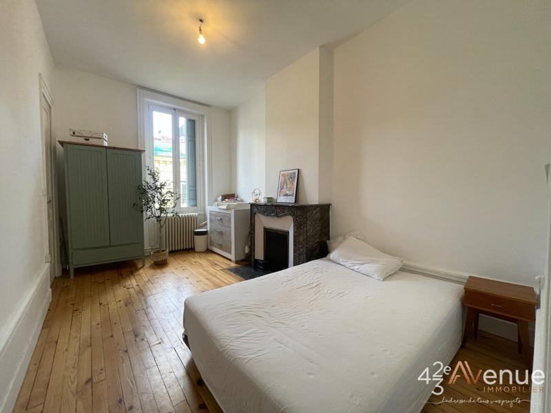 Appartement - 132 m² - 5 pièces