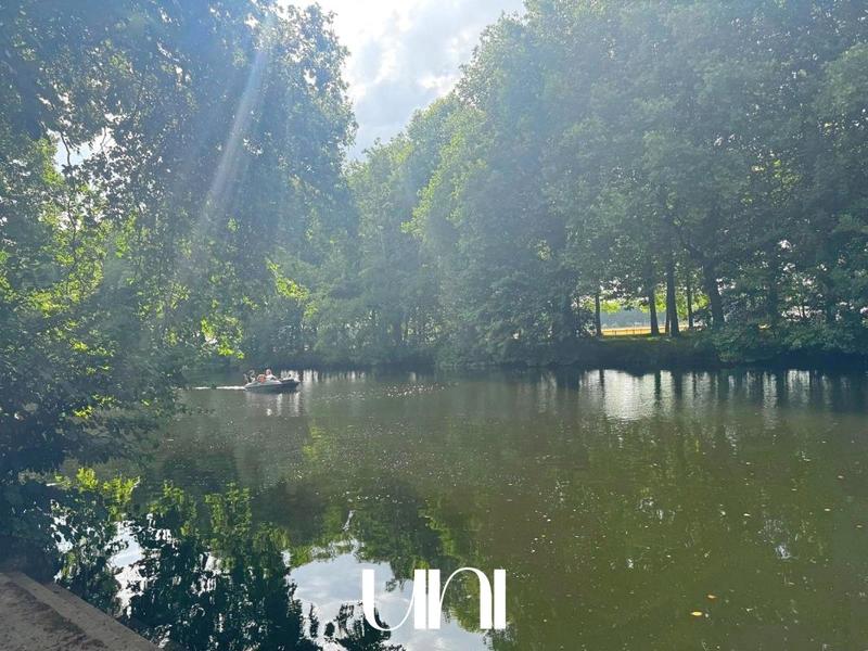 Maison - 427 m² - 14 pièces