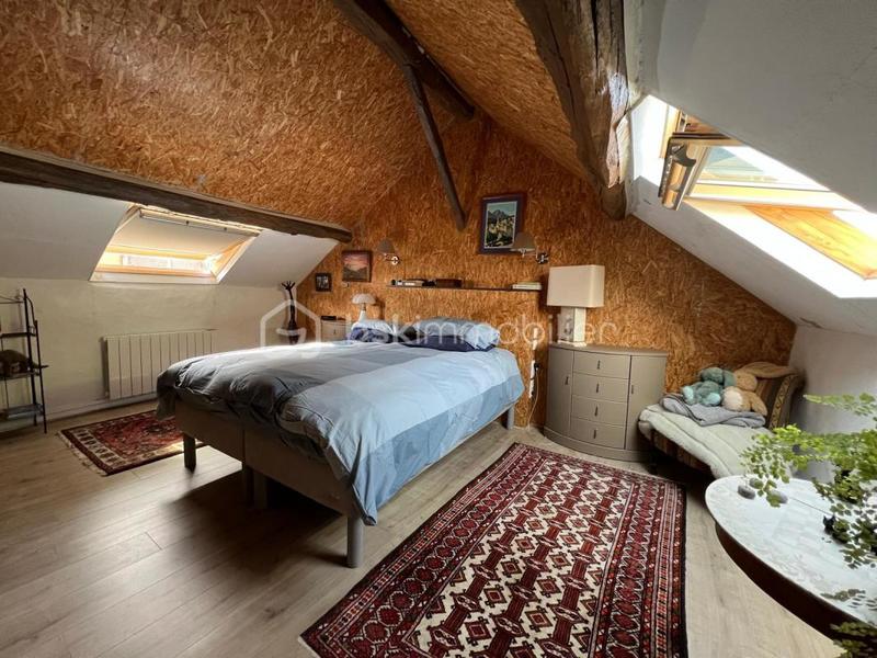 Maison en pierre - 176 m² - 7 pièces