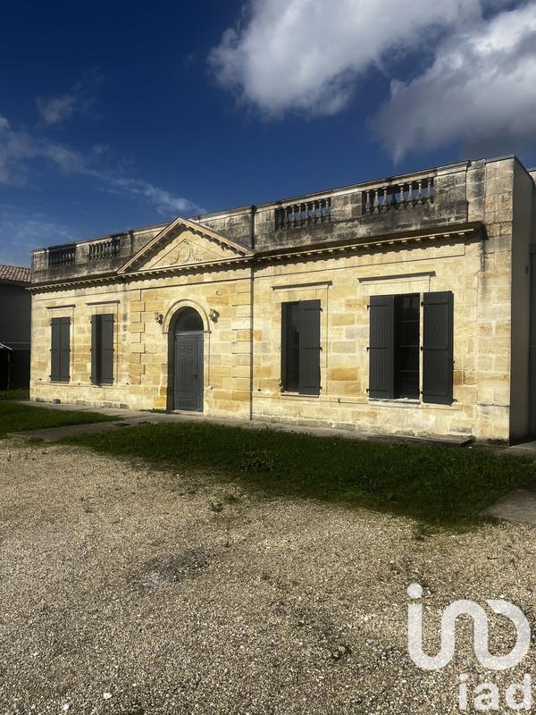 Maison - 300 m² - 12 pièces