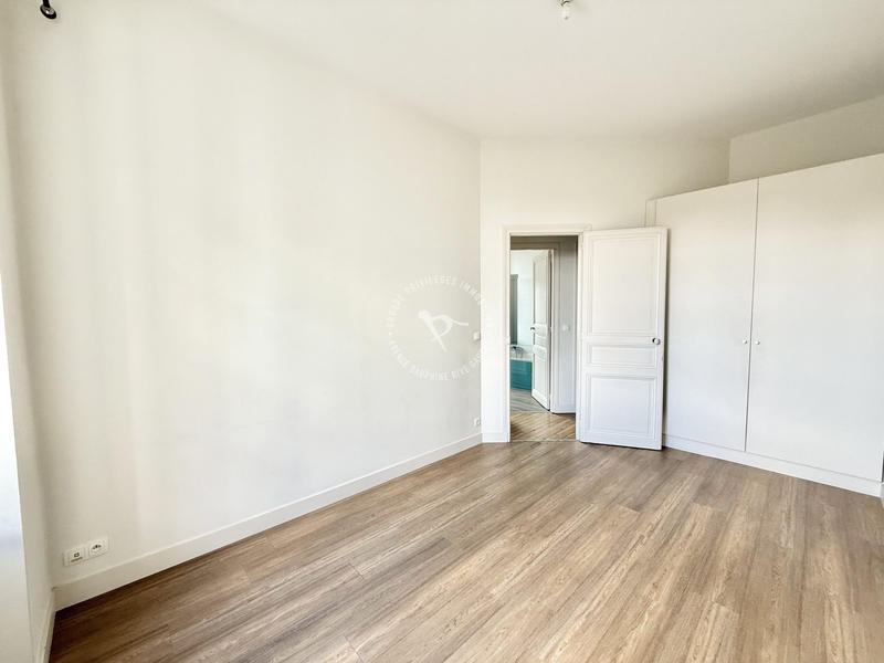 Appartement - 134 m² - 5 pièces