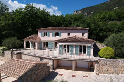 Villa - 156 m² - 6 pièces