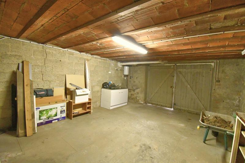 Maison - 195 m² - 7 pièces