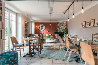 Maison - 426 m² - 13 pièces