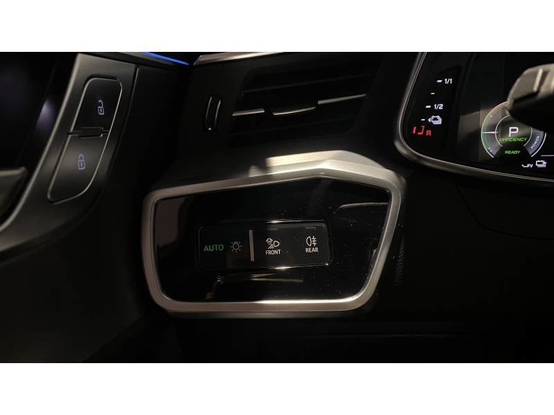 Audi A6 Avant 55 TFSIe 367 ch s tronic 7 Quattro Competition