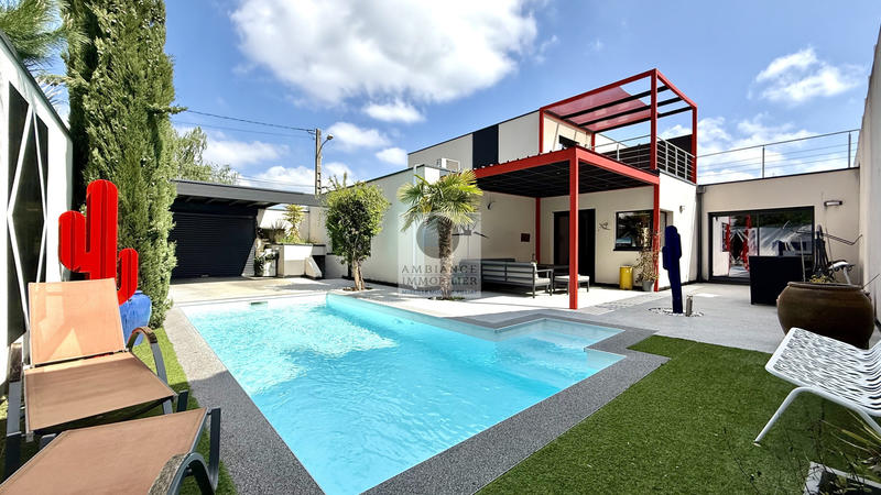 Maison - 167 m² - 6 pièces