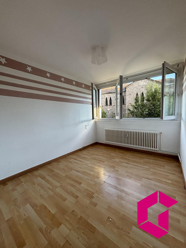 Appartement - 70 m² - 4 pièces