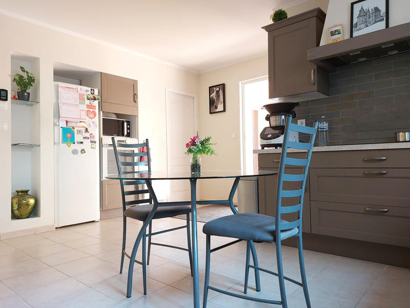 Maison - 179 m² - 5 pièces