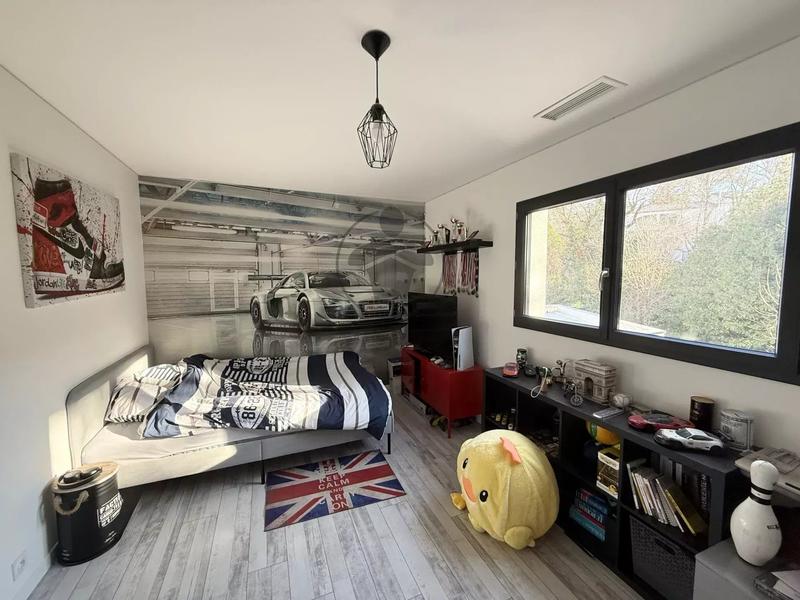 Maison - 138 m² - 6 pièces