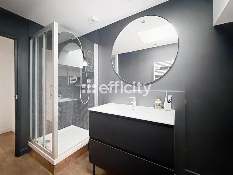 Loft - 71 m² - 2 pièces