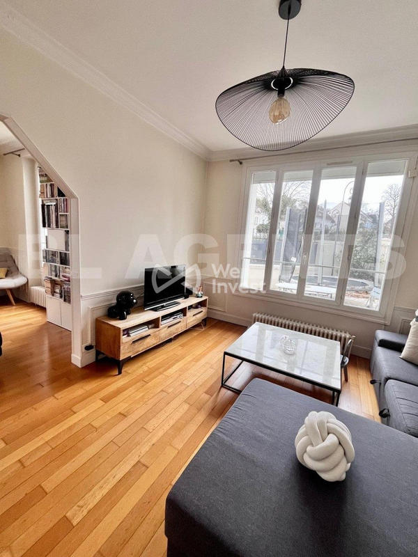 Maison - 200 m² - 6 pièces