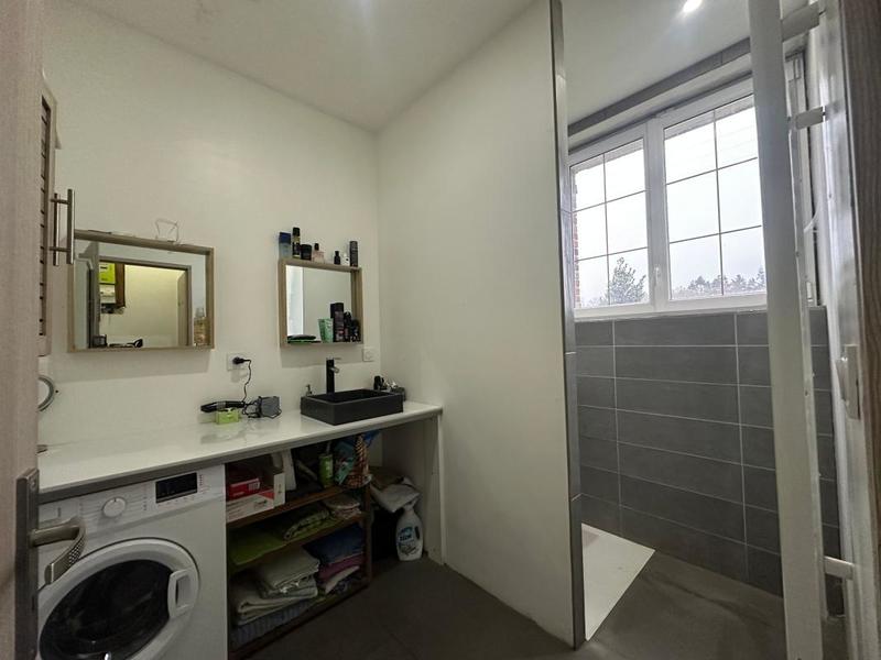 Maison - 95 m² - 3 pièces