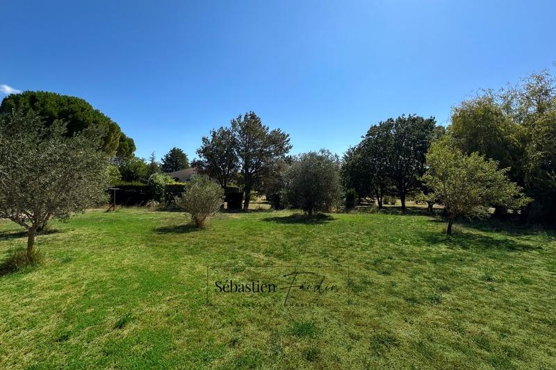 Maison - 236 m² - 9 pièces