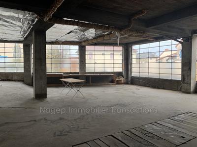 Maison - 226 m² - 3 pièces