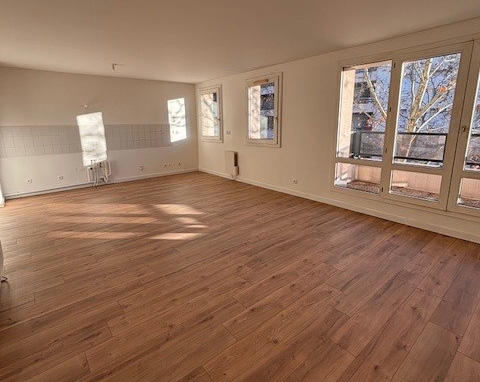 Appartement - 75 m² - 3 pièces